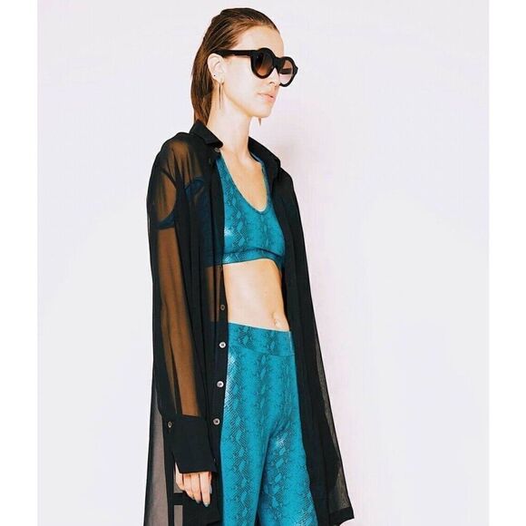 LAKRIS Women Workout Set Blue Snakeskin 2 Pieces Leggings Criscross Bra Size XS - Picture 2 of 16